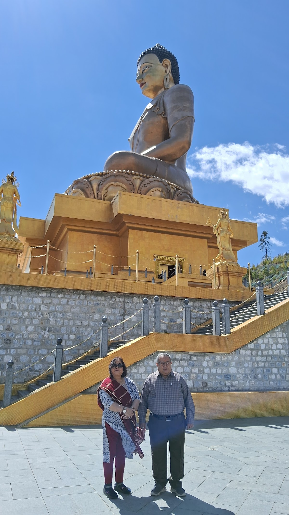 L B Tour and Travels photo 2