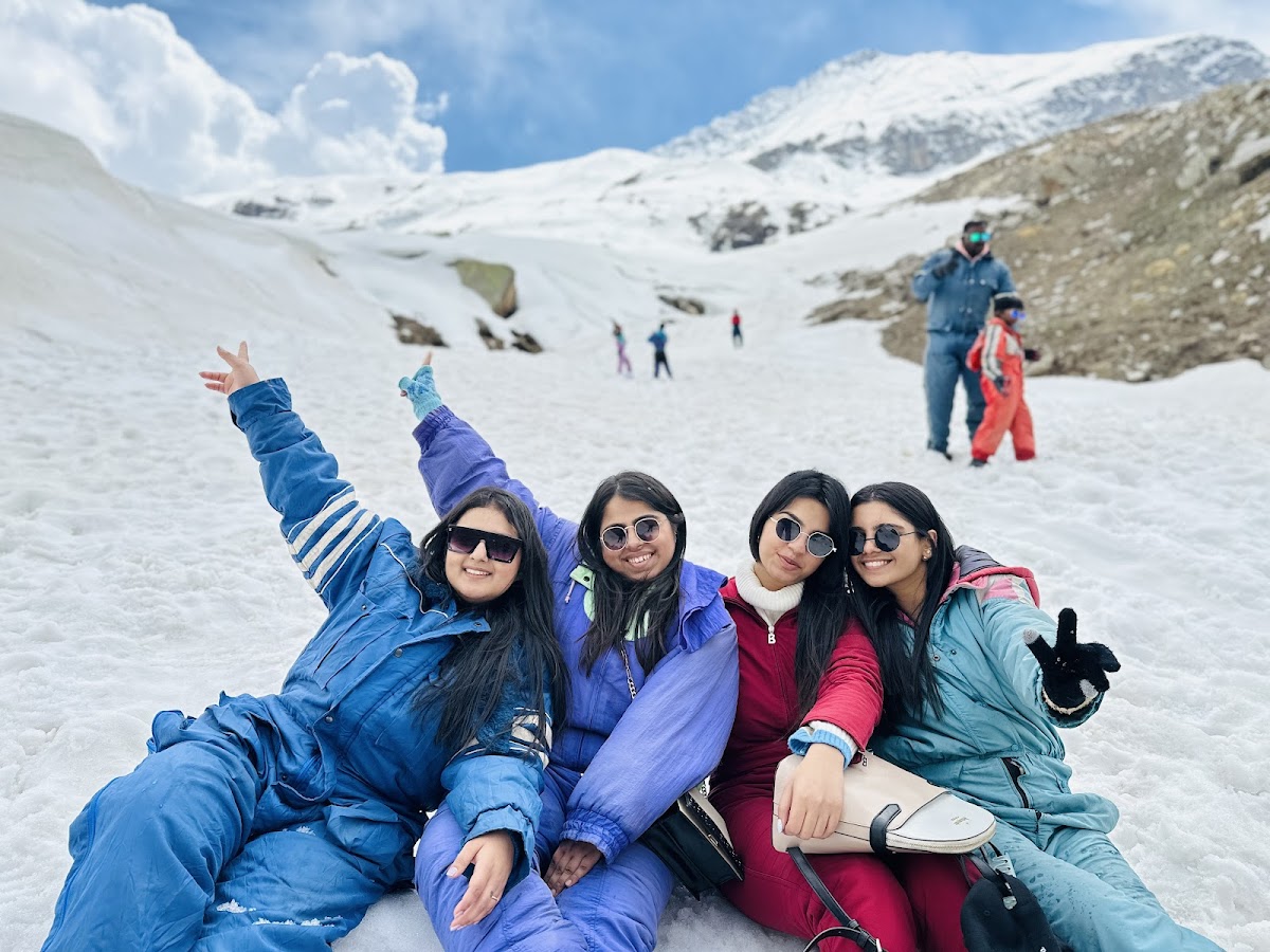 Karvaan Travels photo 4