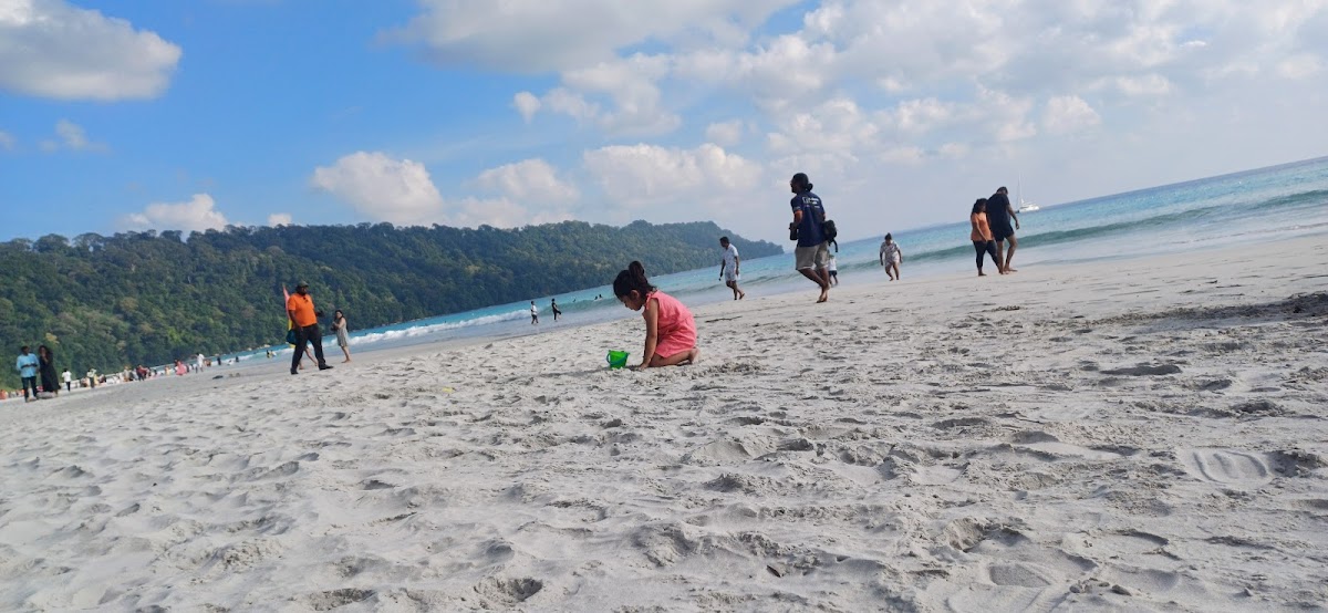 RS Travel Solutions photo