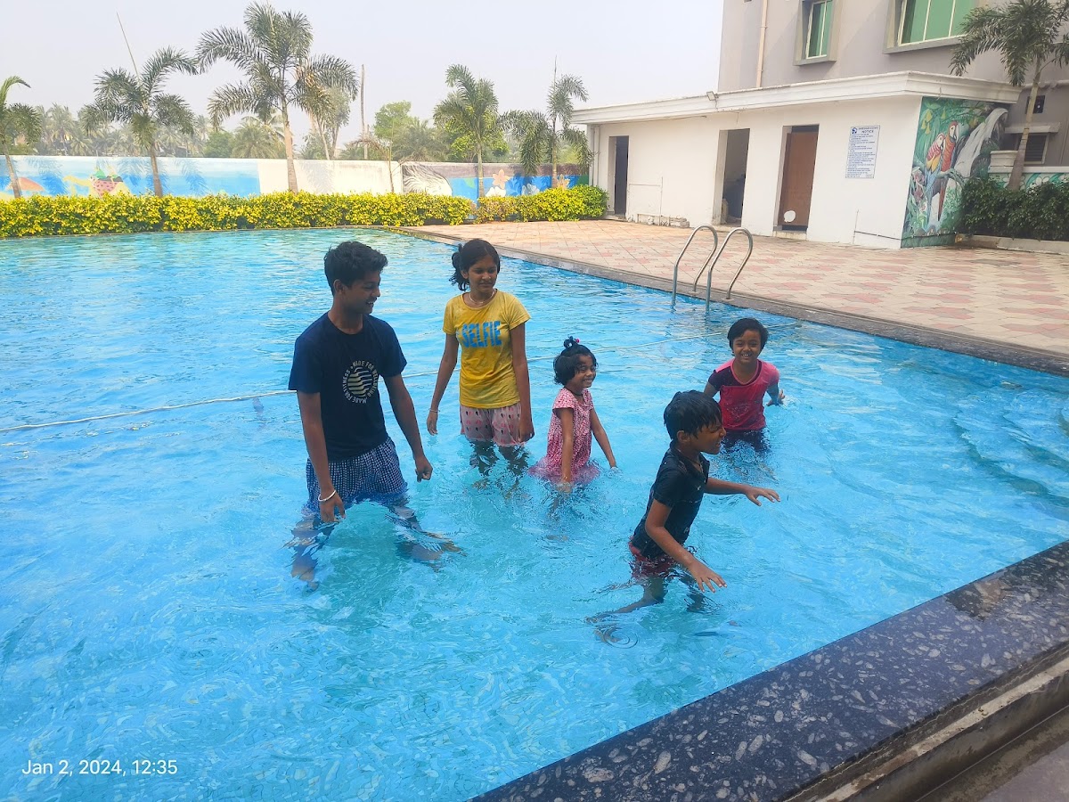 Moksha Tour Planner photo 4