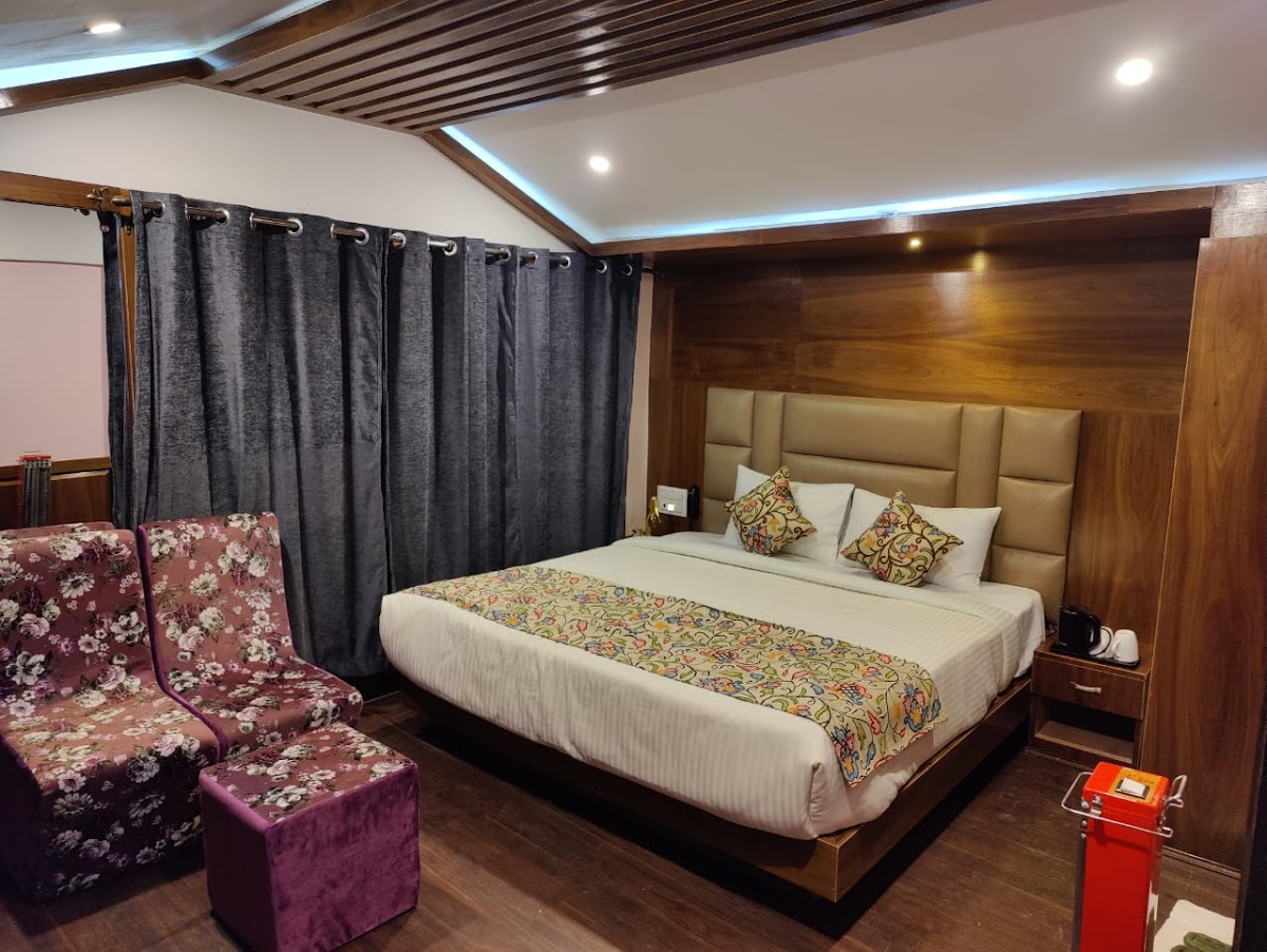 Extra Miles Kashmir Tour And Travels photo 2