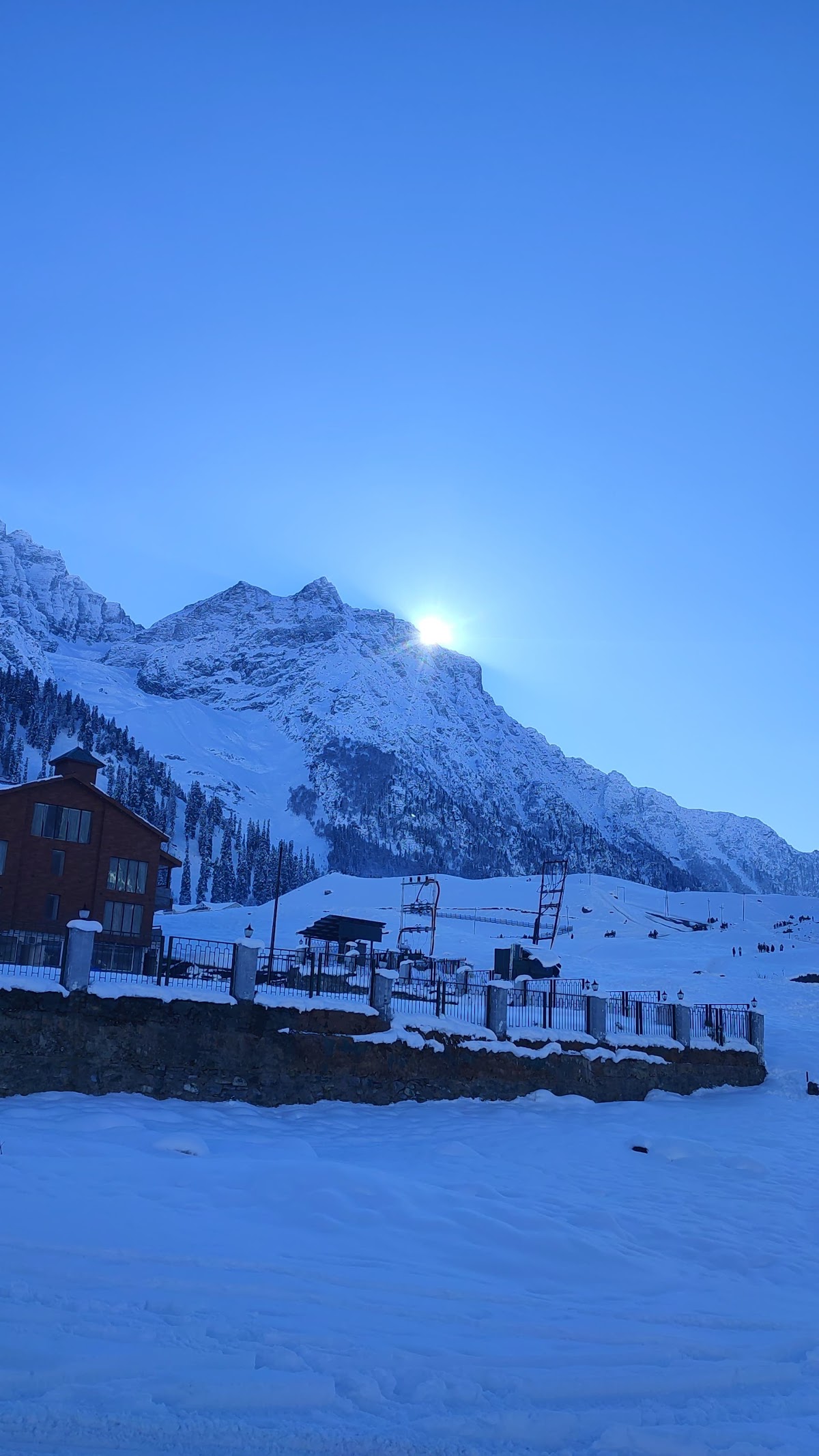 Legal Holidays Kashmir photo 2