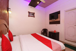 OYO 73701 Infinity Inn Image
