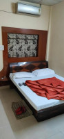 Vamoose Balaji Inn Image