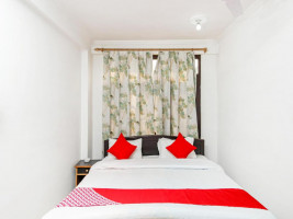 OYO 26454 City Star Hotel & Restaurant Image