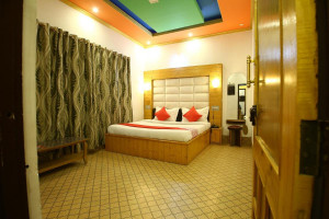 OYO 37706 Hotel Grand Inn Image