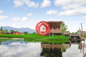 Vaccinated Staff - OYO 37987 Houseboat Nairobi Image