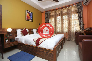 OYO Flagship 7837 Cherry City Cottage Image