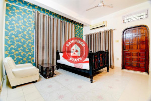 OYO Flagship 79500 The Dove Villa Image