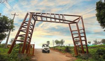 Shola's, Kodanad Road, Kotagiri, Ph:7842990123 Image