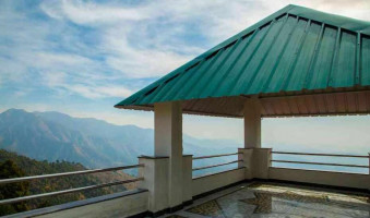 Blue Pine Resort Image