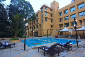 Hotel Metropark Image