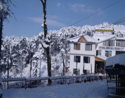StayApart - Hotel Patnitop Image