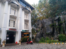 Athirapilly palace Hydel Image