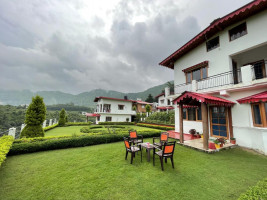 EKO STAY - Cliff Haven Villa Image