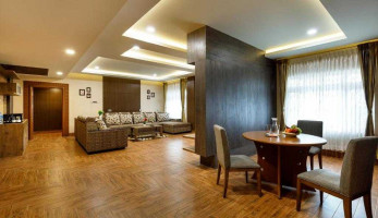 Hotel Arjunaa Image
