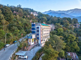 LA Riqueza Hotels Bliss Valley - Beautiful View of Dhauladhar Mountains Image