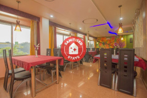 Vaccinated Staff - OYO 62896 Hotel Ridhi Sidhi Image