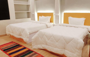 Vibe n Joy Guest House Image