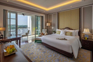 Mia Saigon – Luxury Boutique Hotel Image