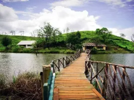 2 Nights / 3 Days Theni – Vagamon – Theni Tour Package