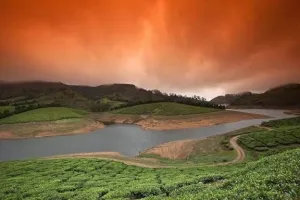 Theni to Vagamon – Thekkady – Heavy Paarai – Suruli Falls – Theni Tour Package (2 Nights / 3 Days)