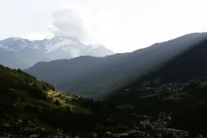 Theni Mega Group Tour: A 1 Night / 2 Day 40 Seater (2+2) Luxury Bus Packag