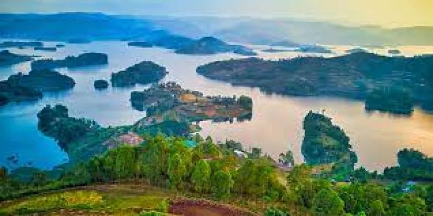 3 DAY LAKE BUNYONYI