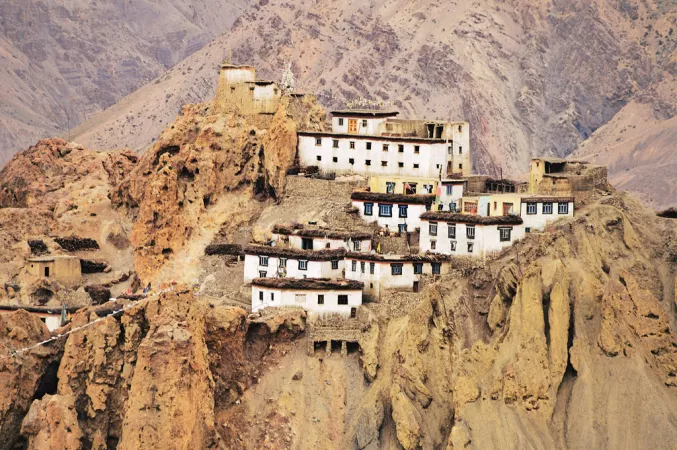 SPITY VALLY HOLIDAY TOUR 08 NIGHT 09 DAYS