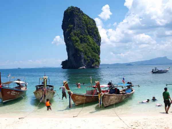 Pattaya-Bangkok-Krabi