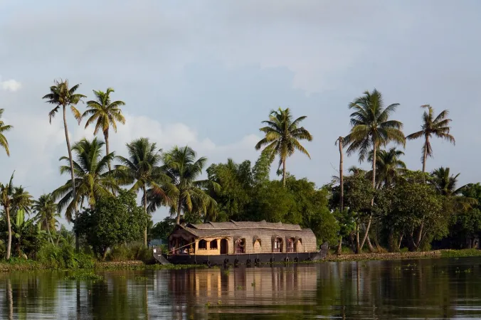 4N/5D Kerala Tour Package