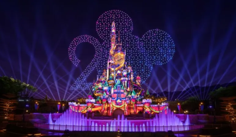 Discover Hong Kong: 5-Day Tour Package Featuring Disneyland