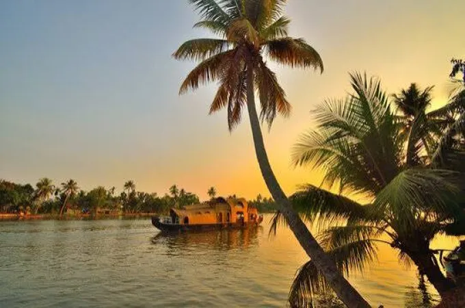 5N/6D Kerala Tour Package