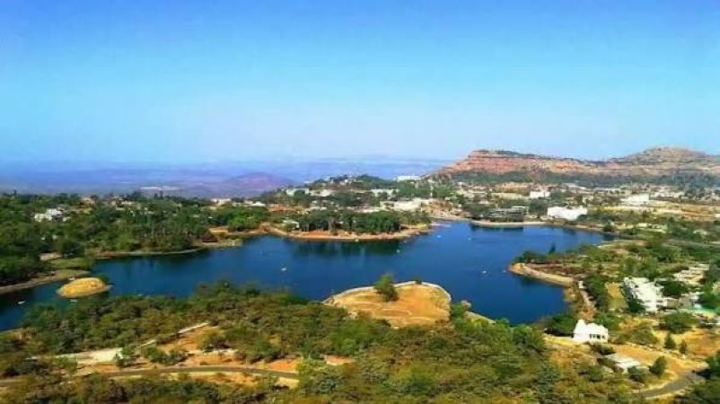 Saputara – 5 Days / 4 Nights Premium Itinerary for 4 Adults