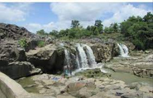 Pochera Waterfalls