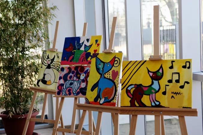 ReDot Fine Art Gallery