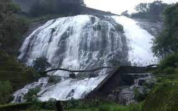 Umbrella Falls