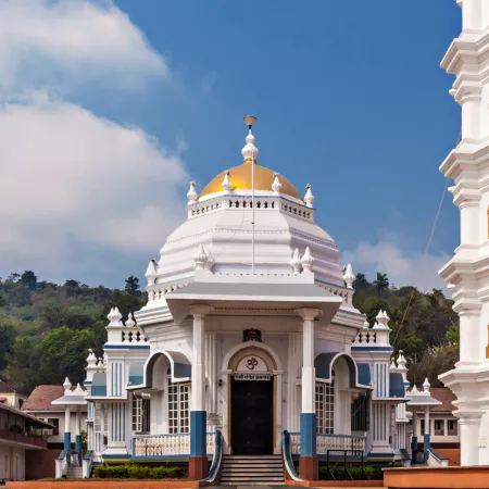 Shri Mangeshi Tem­ple