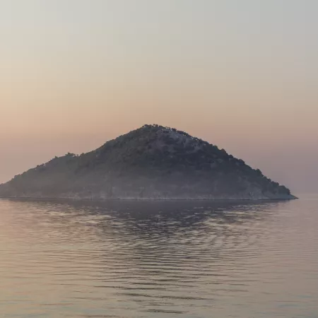 5. Barren Island, India's sole active volcano, is located in the Andaman Islands