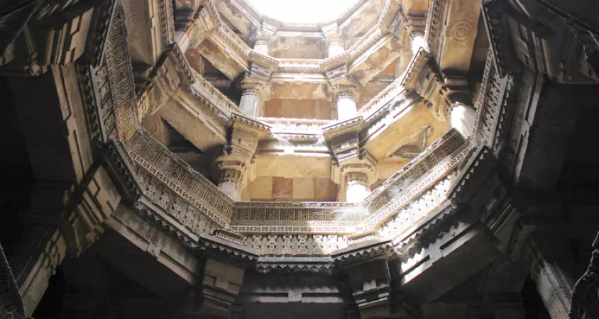 Mesmerise yourself at Dada Hari Vav in Ahmedabad