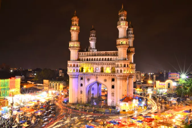Capture the beauty of Charminar