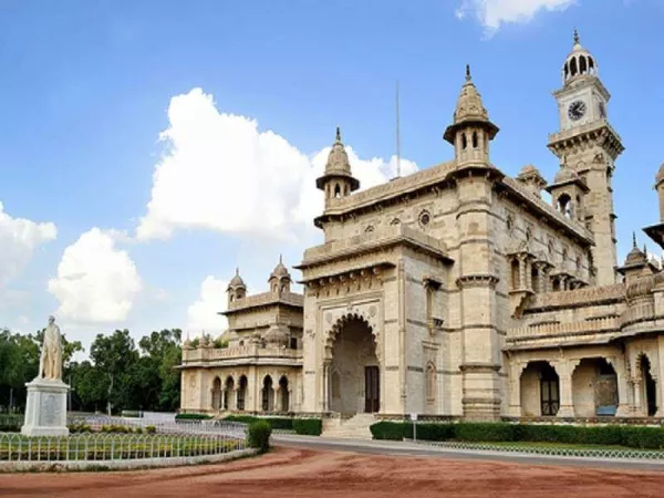 Enlighten yourself at Mayo College in Ajmer