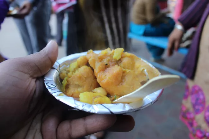 1. Kachori Sabzi