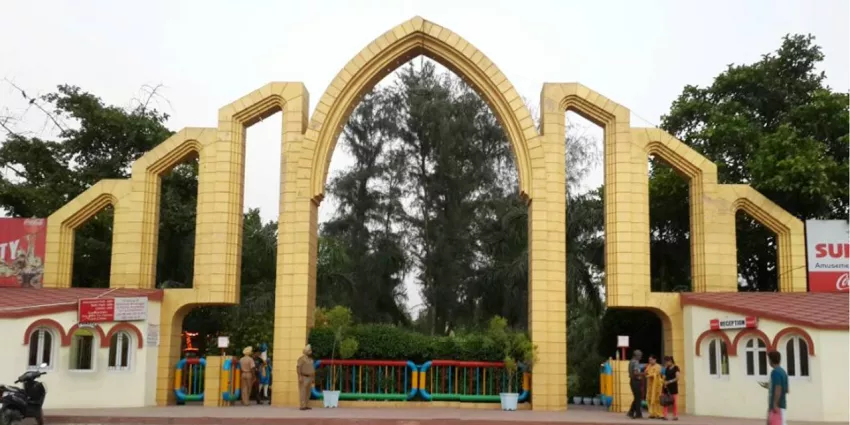 Enjoy at the Suncity Amusement & Waterpark