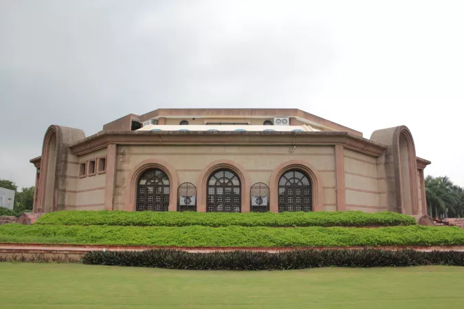 Learn about the Sardar Patel and Vithalbhai Patel Memorial
