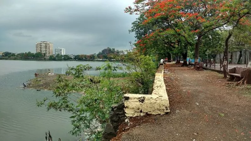 10. Take a stroll by the Varaldevi Lake