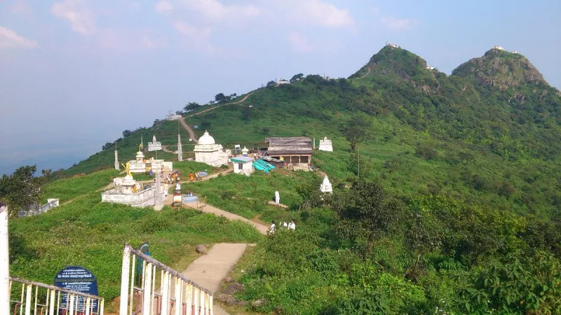Hike atop Parasnath Hill