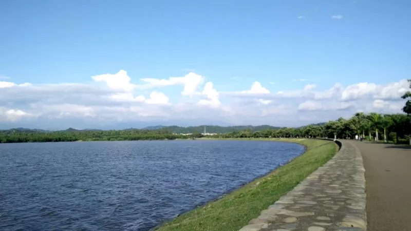 Take a stroll around Sukhna Lake