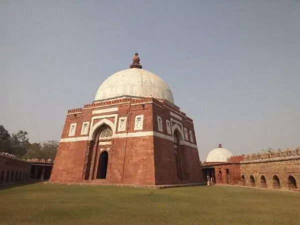1. Go for a walk at the tomb of Baba Farid