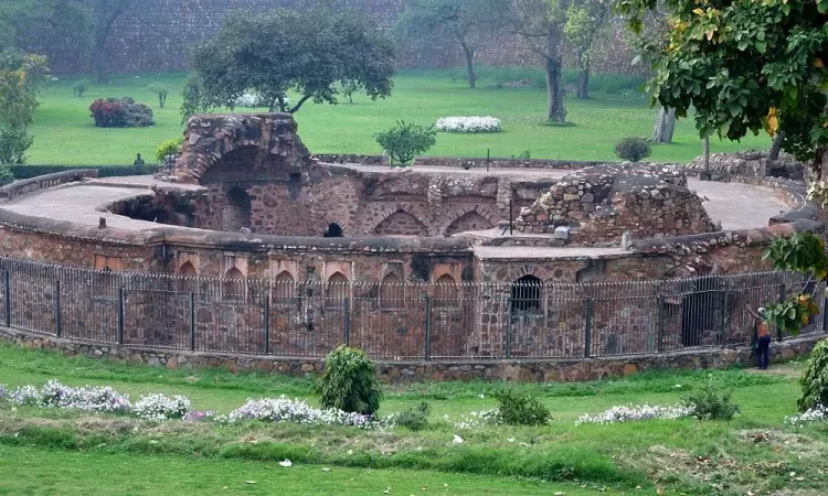 Learn about the history of Kotla Fort